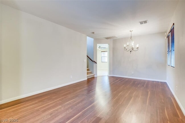 Photo - 6584 Holly River St