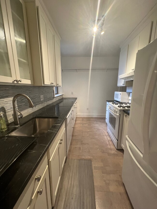 Photo - 10 Jamaicaway Unit 23