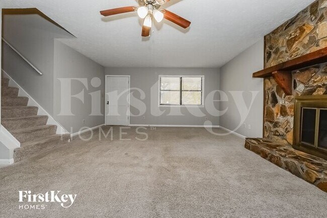 Photo - 120 Windsong Ct