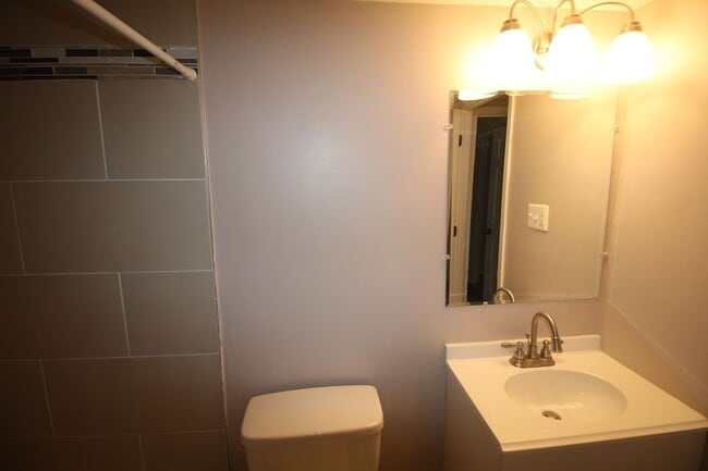 Photo - Beautiful 2 BD Near The Alameda Unit 815 Gilrubin Ct - 13