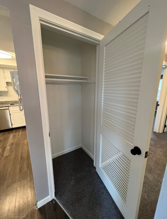 Closet - Village Square