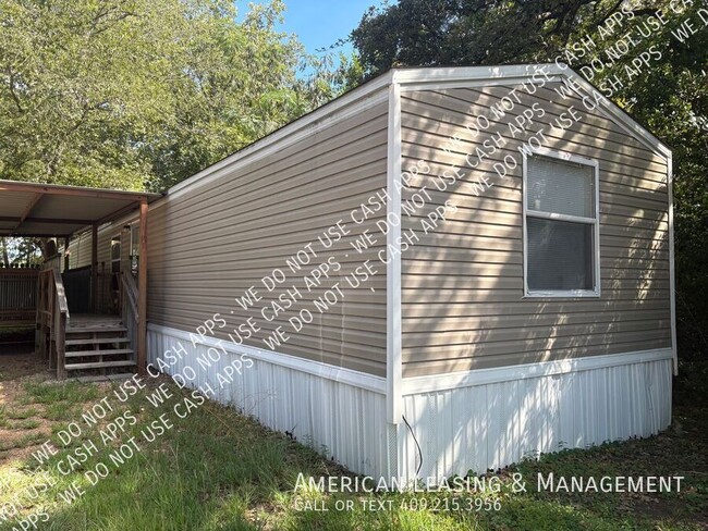 Building Photo - 2909 S Chestnut St Unit 12 Rental