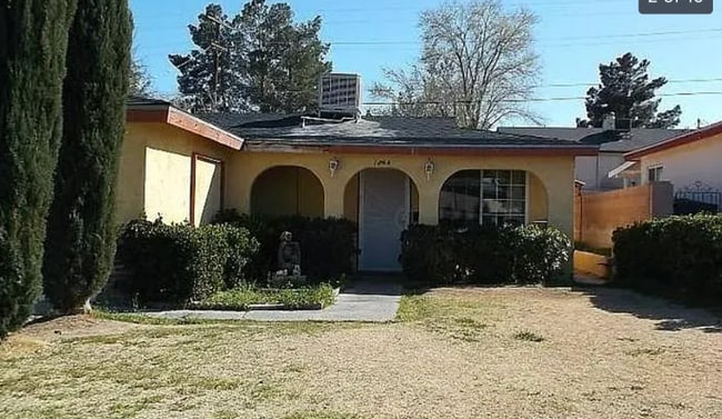 Photo - 1844 Sunset St