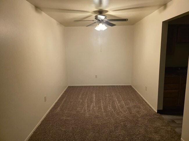 Photo - 763 Sylvester Way