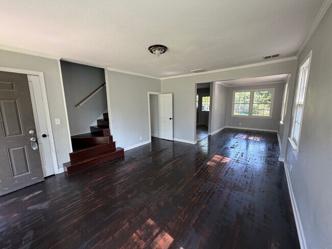 Photo - 2 Bedroom Highland Apartment - For Group Homes Only