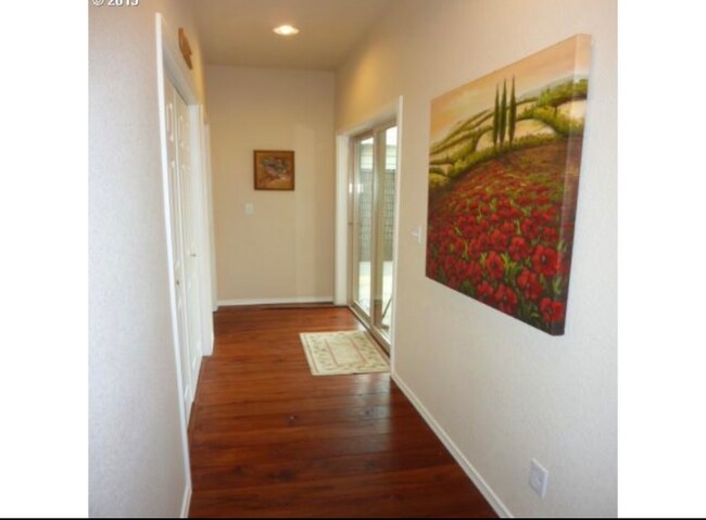 Photo - 12545 SE Clinton Ct