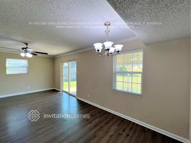 Photo - 1108 Mildred Ln