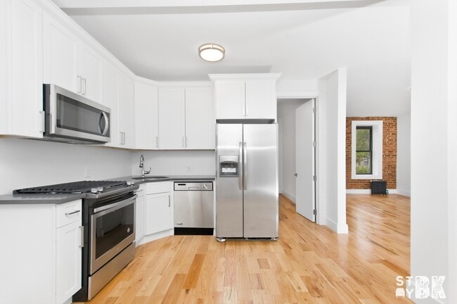 Photo - 400 Clinton Ave Unit 3F