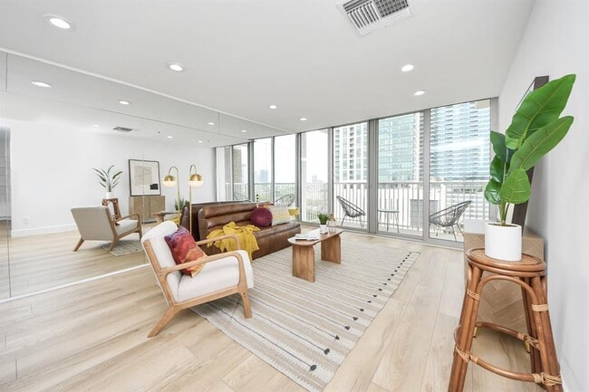 Photo - 3600 Montrose Blvd Condo Unit 1006