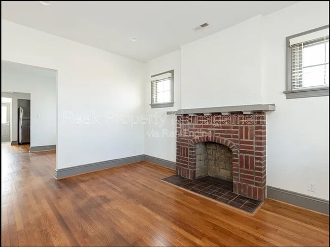 Photo - 2010 Maury St