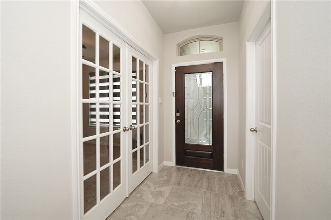 Photo - 5702 Metaphor Wy