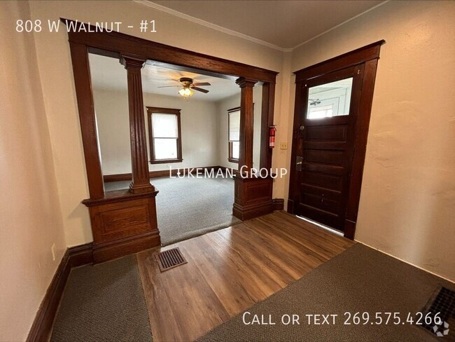 Building Photo - 808 W Walnut St Unit #1 Rental