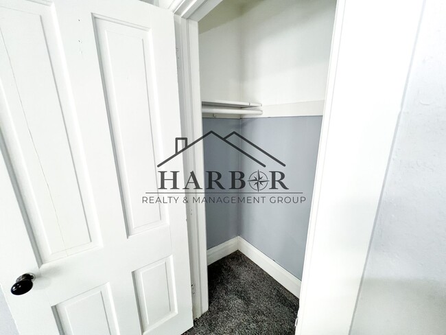 Photo - 527 Boone St Unidad 3