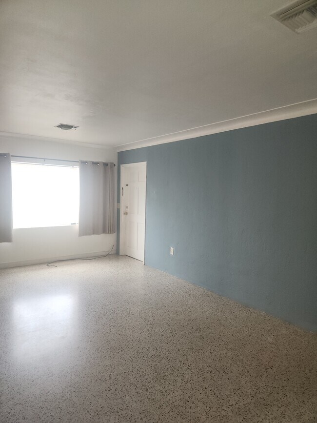 13406 Boca Ciega Ave Unit 4