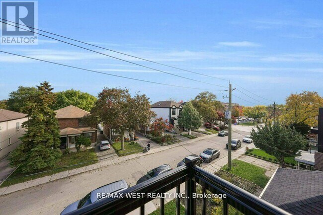 Photo - 502 Atlas Ave