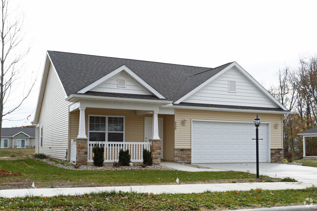 Building Photo - Welcome to Tippe River Downs Rental