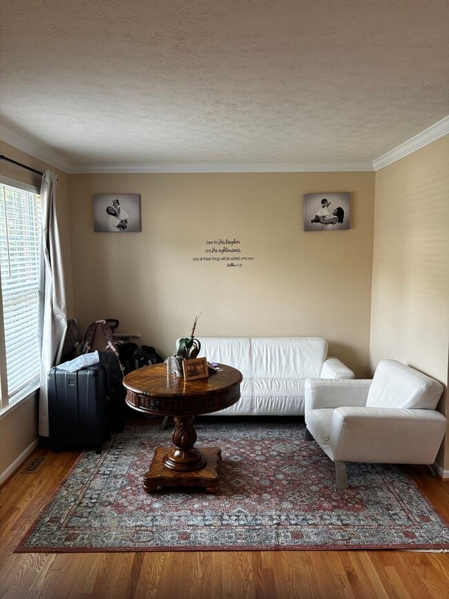 Photo - 420 Patriots Way