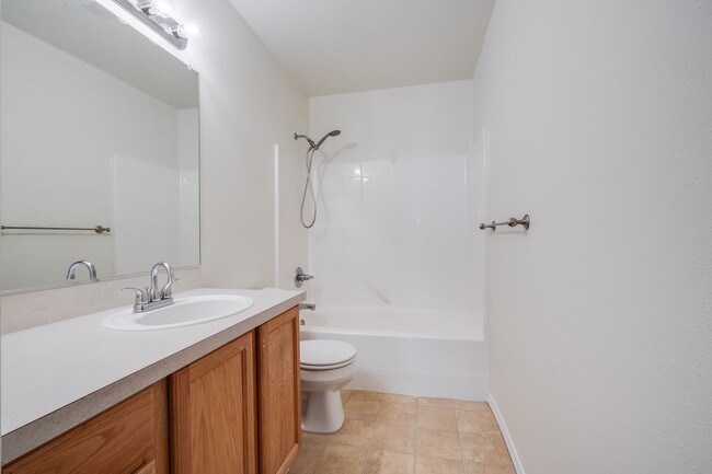 Photo - Beautiful 3 bed, 2.5 bath rental home in Beaverton!