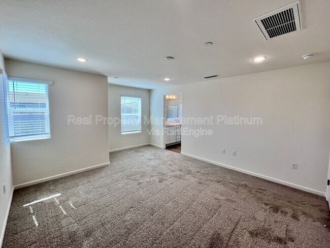 Photo - 2059 N Wagon Ln
