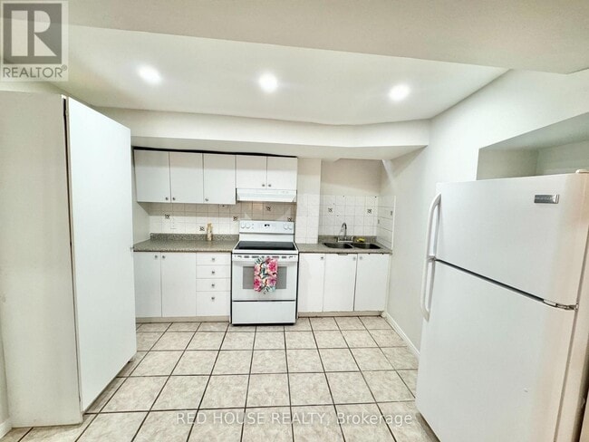 Photo - 33 Forestside Ct