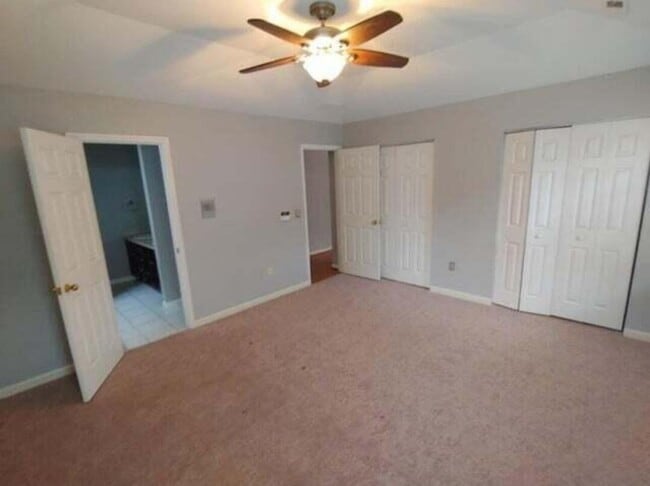 917 Palomino Ln