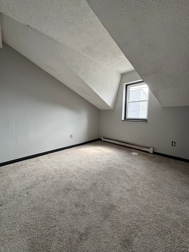 Photo - 57 S Main St Apt 2 Unidad 2