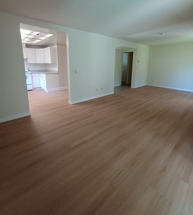 Living Room - 360 Richfield Dr Unit #1