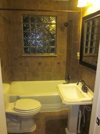 Photo - 5048 Mclain St