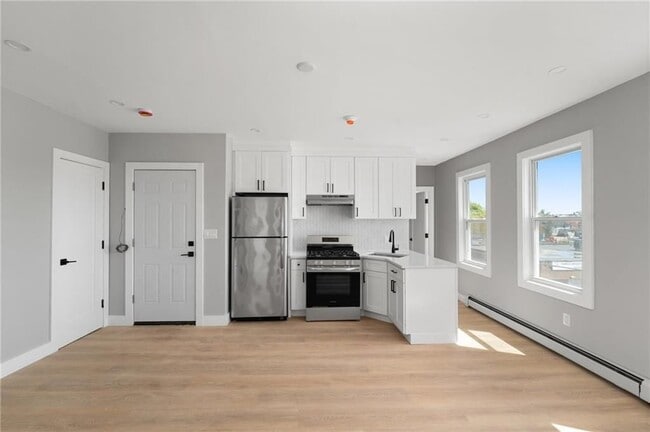 Photo - 735 Broadway, 3F