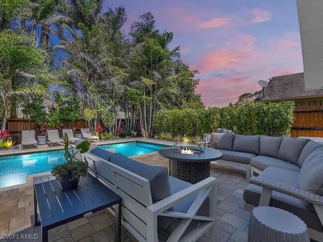 Photo - 695 100th Ave N