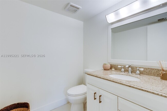 Photo - 1651 NE 115th St Unit 28C