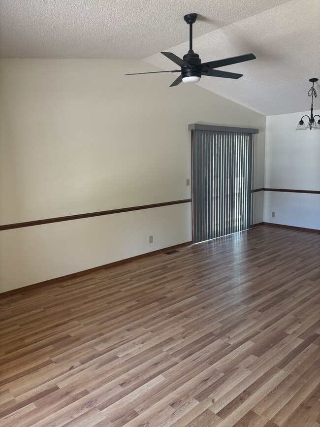 Photo - 10317 W Delano Ave