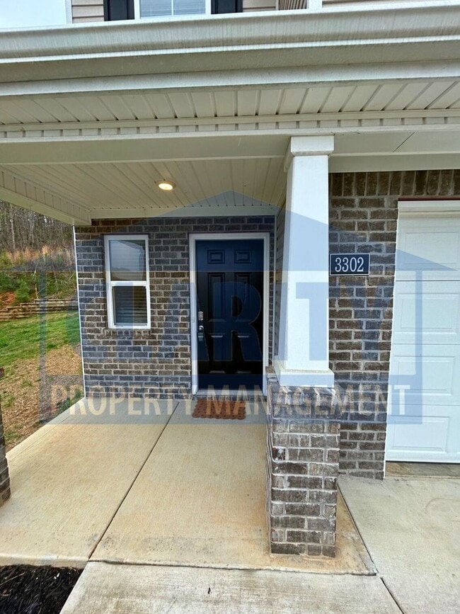 Photo - Beautiful 3 bedroom home in North Cleveland neighborhood!