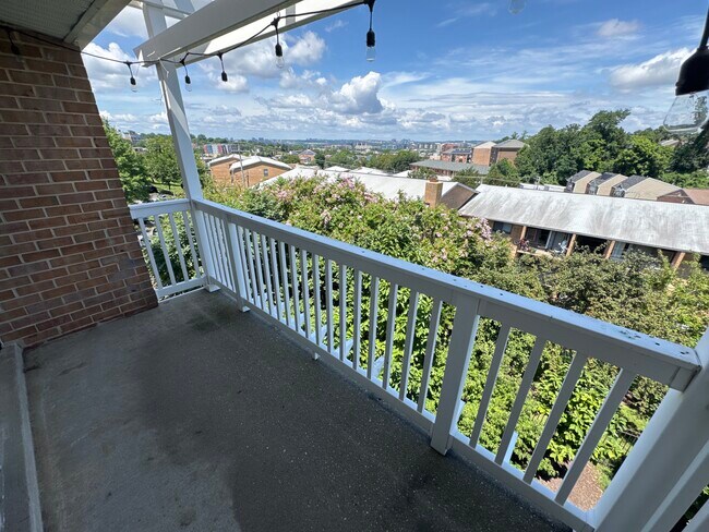 Master balcony - 2609 Douglass Rd SE Unidad 402 Rental