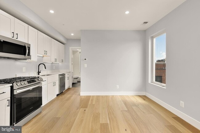 Photo - 3215 Mt Pleasant St NW Unit 401