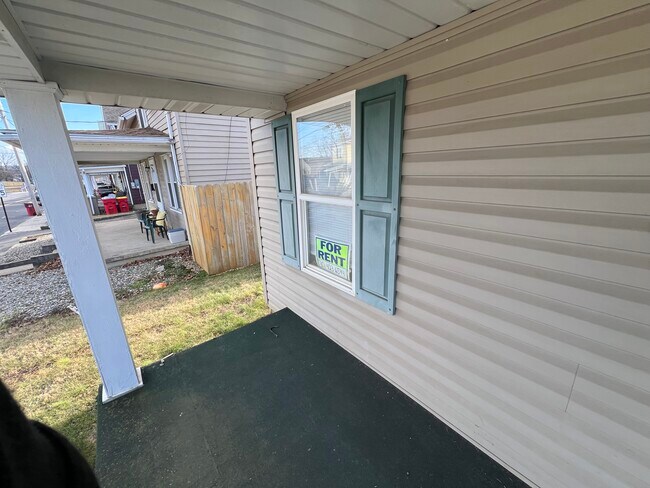 Porch - 218 N Queen St Unit 218-A