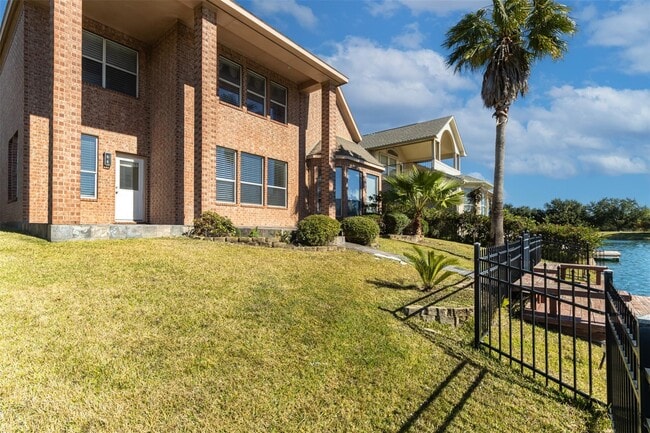 Photo - 18007 Dunoon Bay Point Ct