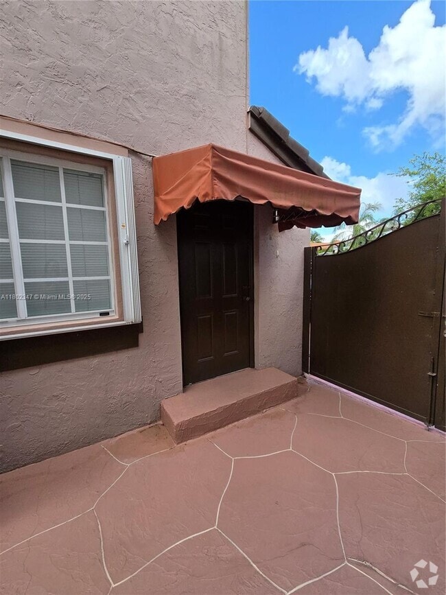 Building Photo - 9xx5 SW 155th Ct Unit A Rental