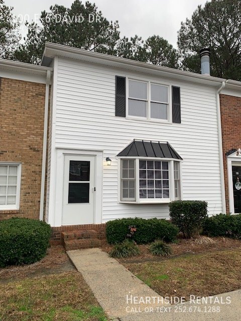 3 Bed 2.5 Bath in Twin Oaks - 3 Bed 2.5 Bath in Twin Oaks Townhome