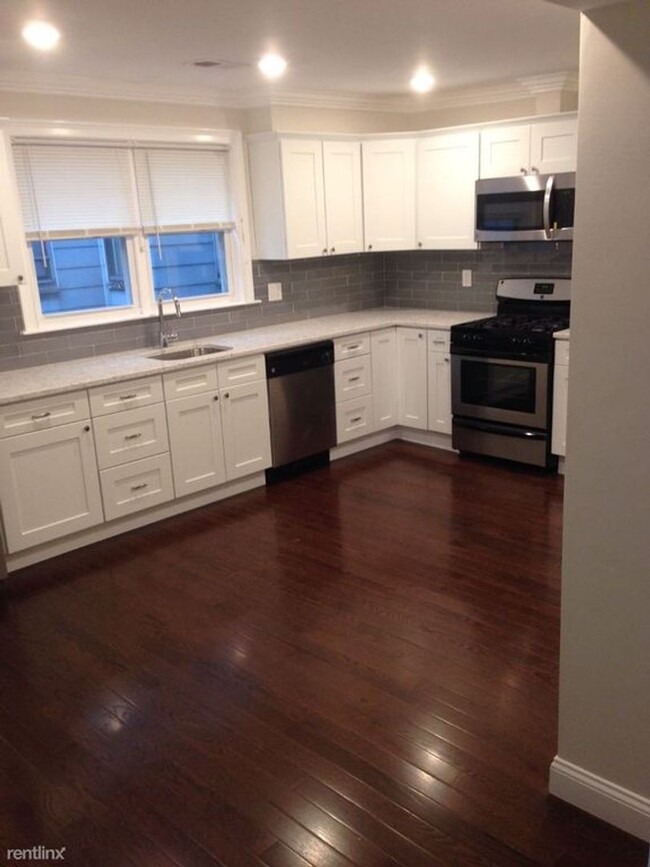 Huge 4 bed in Somerville - Huge 4 bed in Somerville Condo