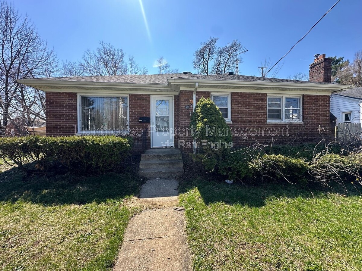 Photo - 605 W Territorial Rd