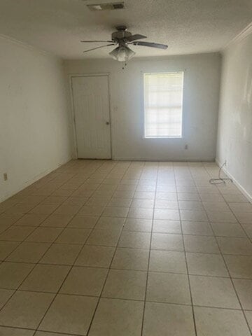 Photo - 2 Bed, 1 bath Apartment Unidad 1