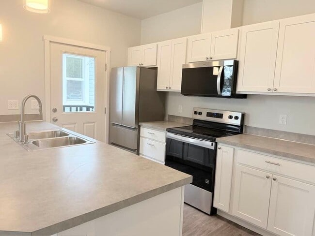 Photo - 1000 Billy Frank Jr. St Unit 707 E Laurel, #101