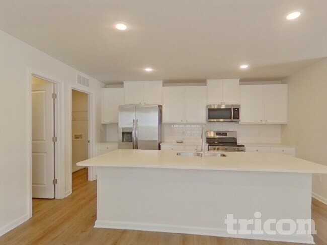 Photo - 2503 Trollinger Dr