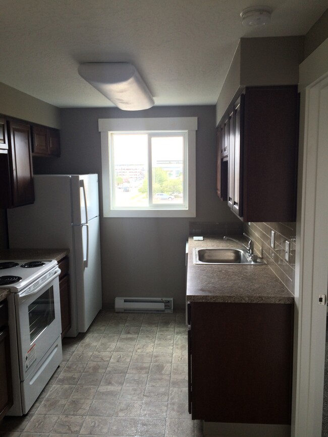 Railhead Apartments