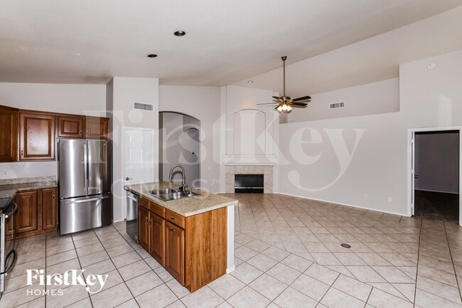 Photo - 1102 W Monte Cristo Ave