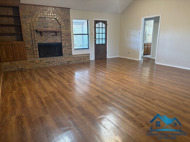Photo - 3625 Briargrove Ln