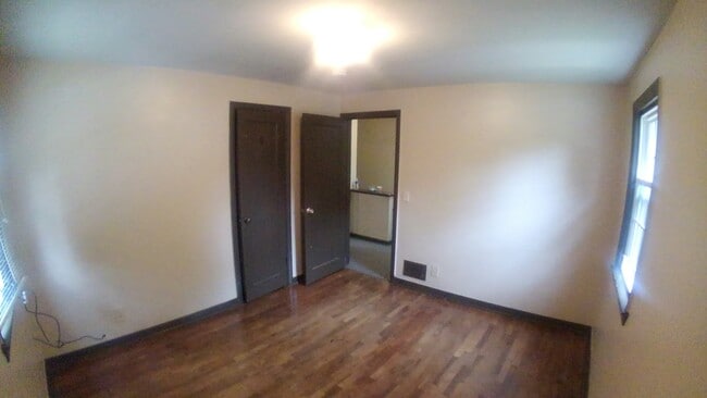 Photo - 941 Ann St