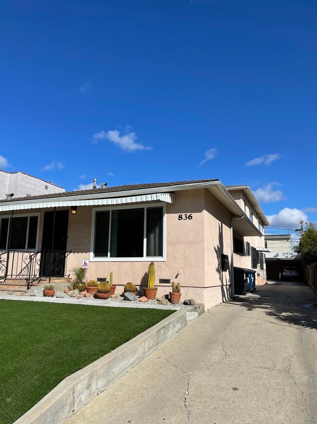 ¡Ubicación! ¡Ubicación! ¡Ubicación! - 836 N Fuller Ave Unidad 1