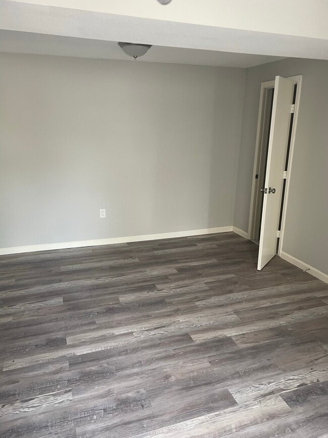 Photo - 9216 E Avenue P